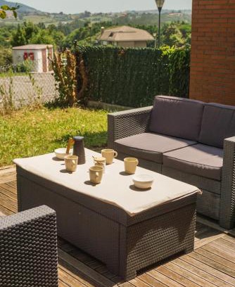 Miengo Apartment | Bajo con jardines cerca de la playa
