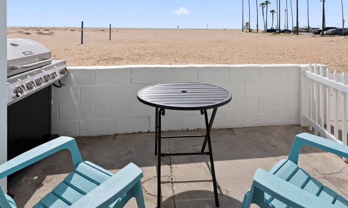 Balboa Peninsula Condo | Balboa Condos by ELVR