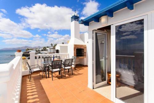 Puerto del Carmen Apartment | Balcón al Mar