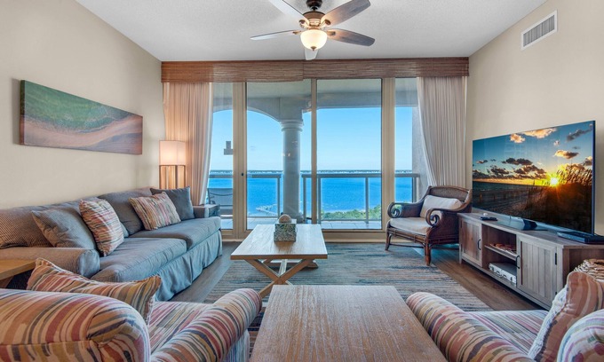 Pensacola Beach Condo | 🏖️Balcony Sound Views-Walk to Beach-Pool-2BR Portofino 1-1306