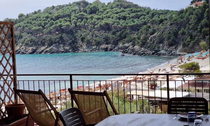 Fetovaia Apartment | Balcony with sea view - Apartment Orchidea
