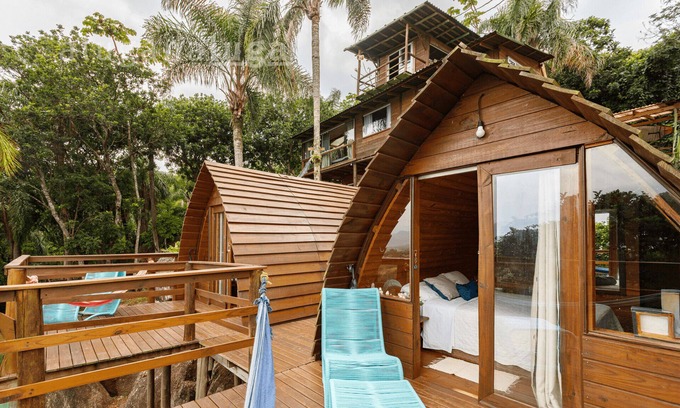 Praia do Rosa RV Rental | Bali Cabin with a View – Sunset View Lodge