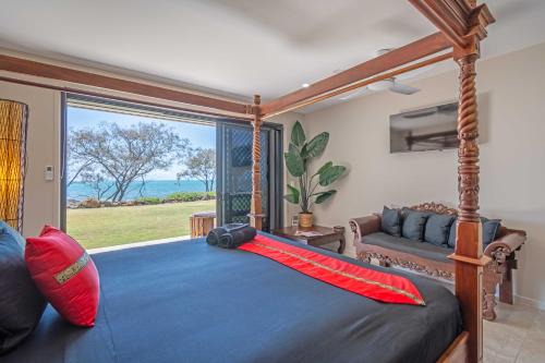 Bargara House | Baligara Absolute Oceanfront Guest Suite