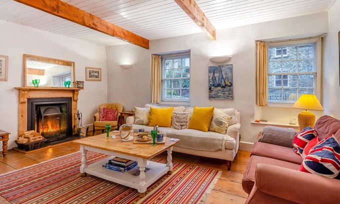 Little Petherick House | Ball Cottage - Four Bedroom House, Sleeps 6