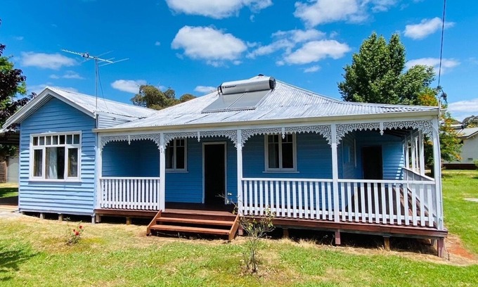 Balingup Cottage | Ballingup Retreat your country getaway in the centre of Balingup