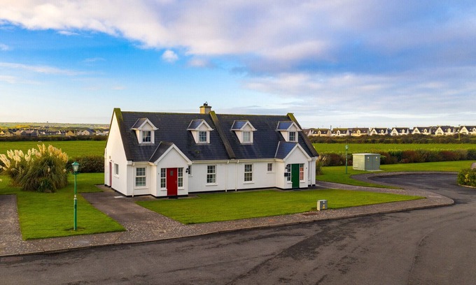 Ballybunion Ski Chalet | Ballybunion Holiday Cottages