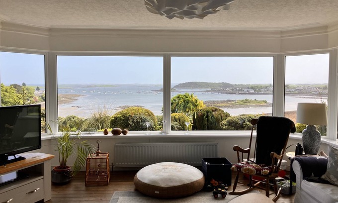 Newtownards House | Ballydorn Lodge Strangford Lough