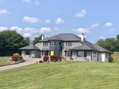 Shanballymore House | Ballyhourode House B&B