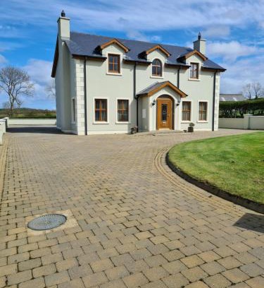 Carndonagh House | Ballyloskey House