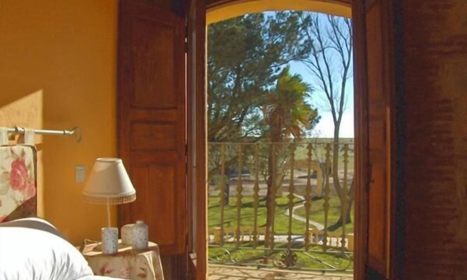 Bermillo de Sayago Hotel | Balneario de Almeida La Dama Verde