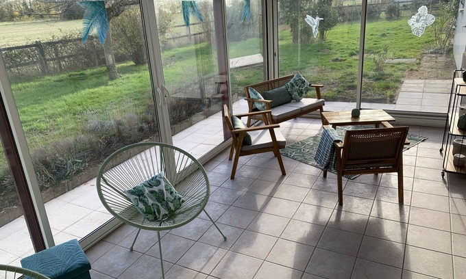 Avermes Villa | Balneo et Piscine Dans Villa Avec Véranda et Garage