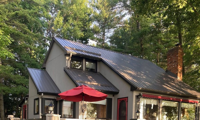 Victoria Road House | Balsam Lake House: Where Adventure & Comfort Meet