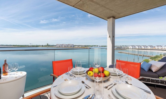 Kappeln Apartment | Baltic Sea Apartment Brise: 113 sqm, 5 persons, sea view, wellness bath and close to the beach