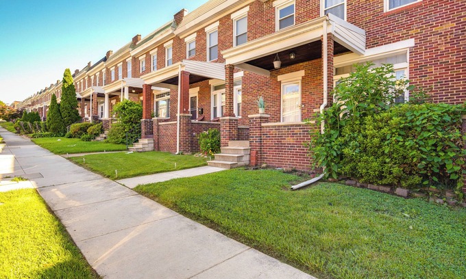 Baltimore House | Baltimore Vacation Rental - Near JHU & Art Museum!
