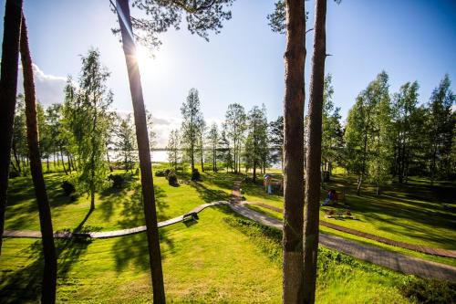 Baltezers Hotel | Baltvilla