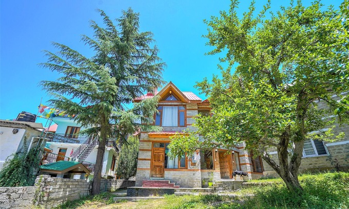 Aleo Cottage | Balvenie 2BHK - A Mountain View cottage 5 minute away from Mall Road