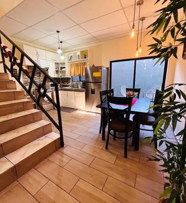 Santa Ana Apartment | Bambú Family House, AC, WiFi, near Metrocentro Mall