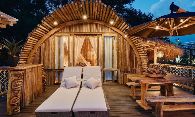 El Penol House | Bamboo Palace 1