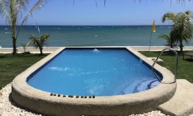 Dimiao Villa | BambooBeachVilla1 New OCEANFRONT*POOL*sunsetview*kitchen STARLINK SAT upto6Guest