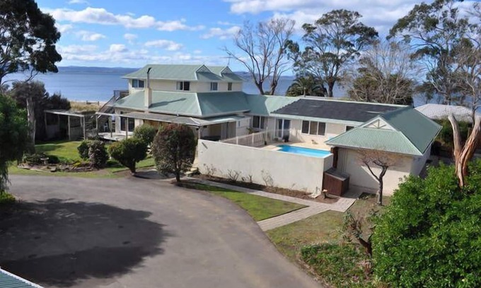 Lauderdale House | Bambra Reef Lodge, Lauderdale