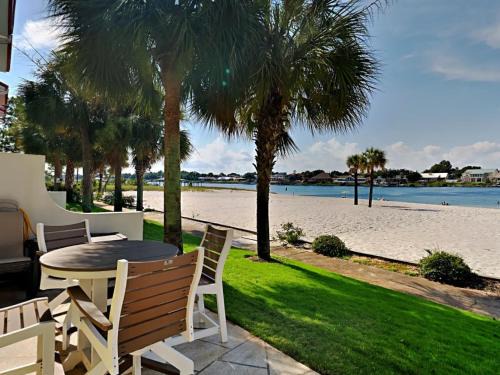 Sunset Pass House | Banana Bay Townhome #13932 - Playa Way