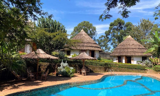 Masaka Hotel | Banda Lodge