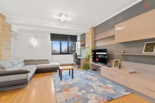 Baneasa Apartment | Baneasa Lake Large and Cozy Apartment
