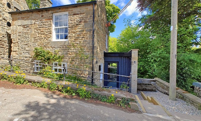 Melkridge House | Bankside Cottage - Two Bedroom House, Sleeps 4