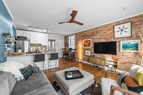 Baker House | Bannock St - Denver