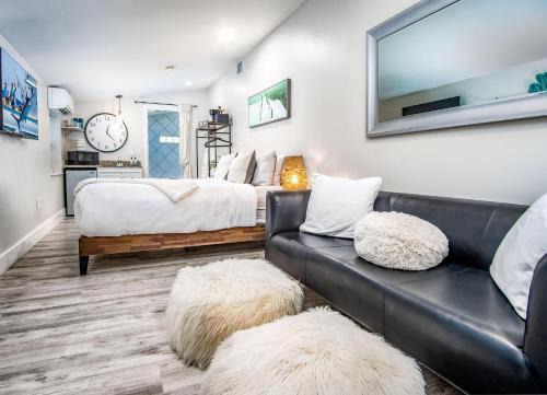 Midtown Apartment | Banyan Suite