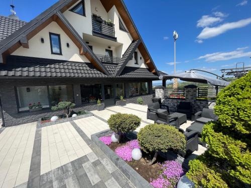 Czerwienne House | Baranek