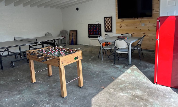 Warsaw Cottage | Barbee Hill, Right side of the Lake