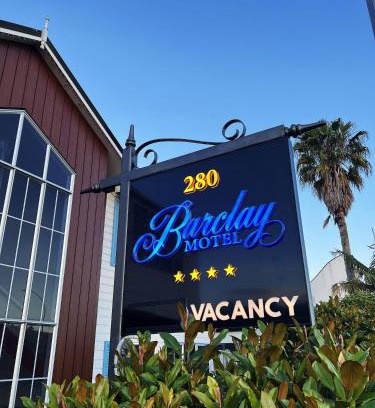 Hamilton North Hotel | Barclay Motel