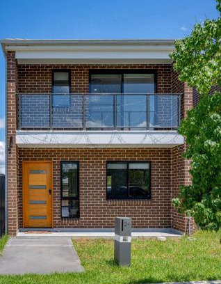 Bardia Villa | Bardia near Train & Shopping with central AC&WiFi