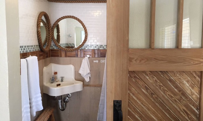 New Smyrna Beach House | Barefoot Beach Bungalow! Walk to beach, river, intercoastal, and Flagler Ave.