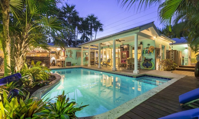 New Town House | BAREFOOT BUNGALOW~2 Bedroom, 2 Bathroom Home w/Office, Pool and Tiki Hut!