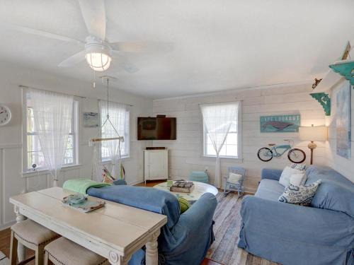 Savannah Beach House | Barefoot Children