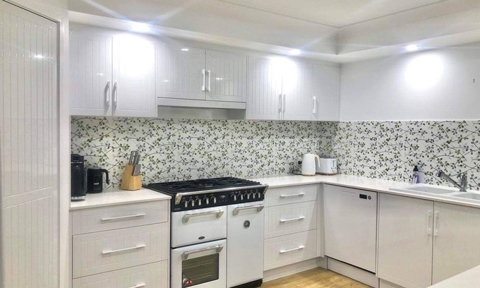 Bargara House | Bargara - Everday's a Holiday!
