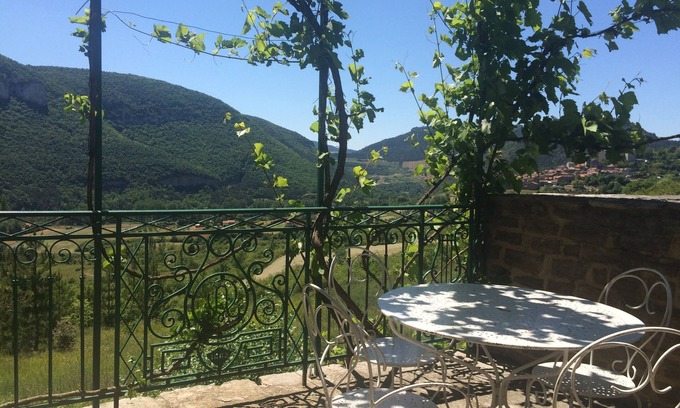 Mostuejouls House | Barn completely renovated