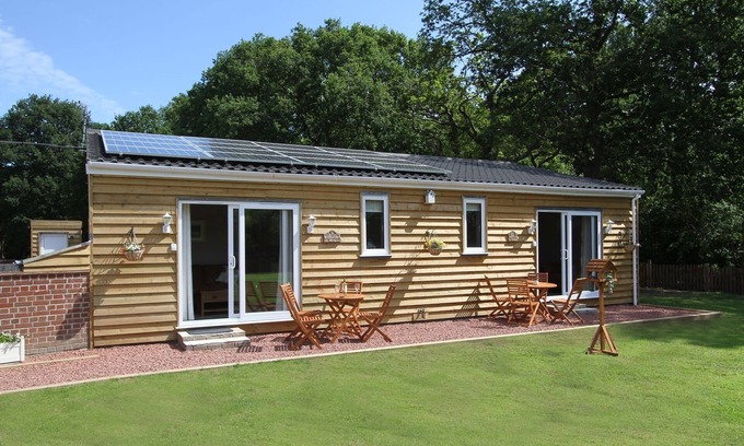 North Walsham House | Barn in quiet rural location ideal for exploring North Norfolk