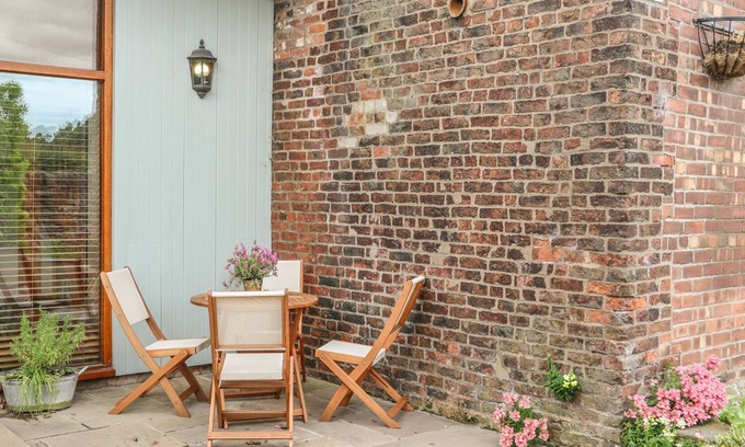 Bispham Green Cottage | Barn Owl Cottage At Crook Hall Farm