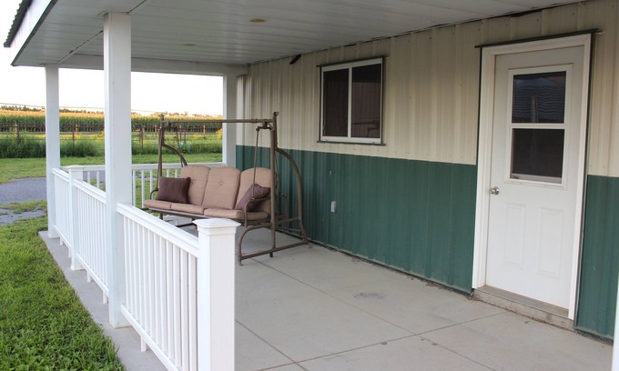 Pierce County House | Barn Suite Overlooking Horse Arena