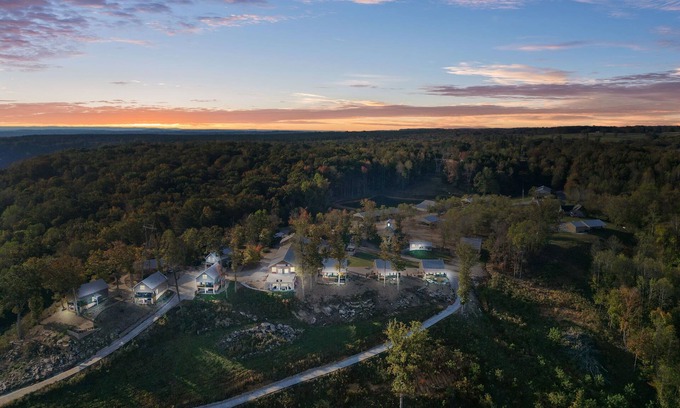 South Pittsburg House | Barndominium at Paradise Pointe