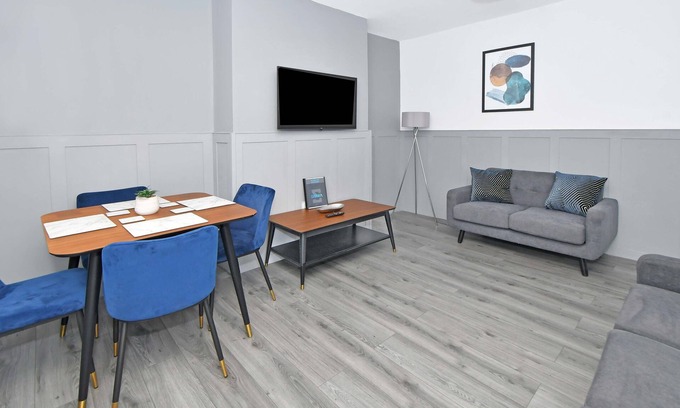 Crewe Apartment | Barnstone Villa - By Sigma Stays
