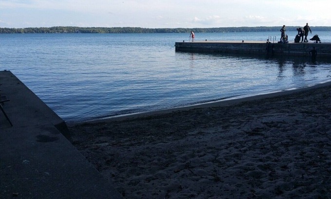 Shanty Bay Cottage | Barrie Kempenfelt Bay Waterfront Cottage(Muskoka by the City)