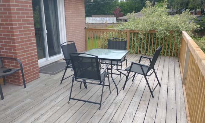 Barrie House | Barrie North Retreat - Quiet and Friendly