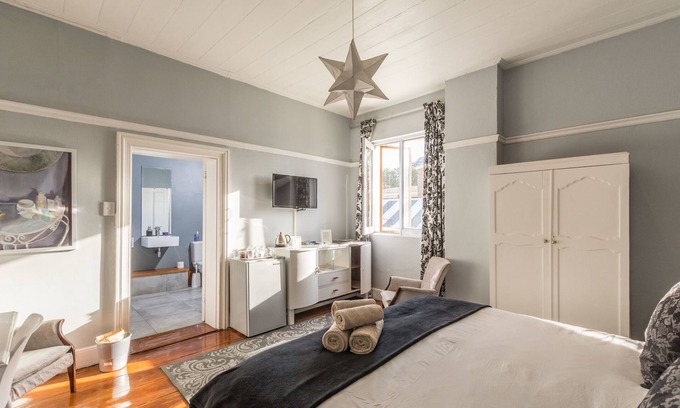 Grahamstown House | Bartholomew's Loft