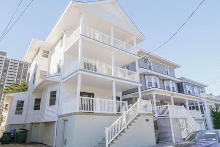 Atlantic City House | Bartram Dream House II - Bartram Beach Retreat