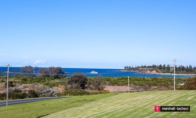 Bermagui Apartment | Barunguba: 2/10 George Lane