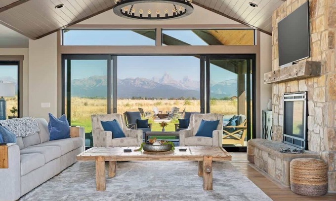 Clawson House | Basecamp Stays: Lux Retreat, Teton Views, 3 Acres!